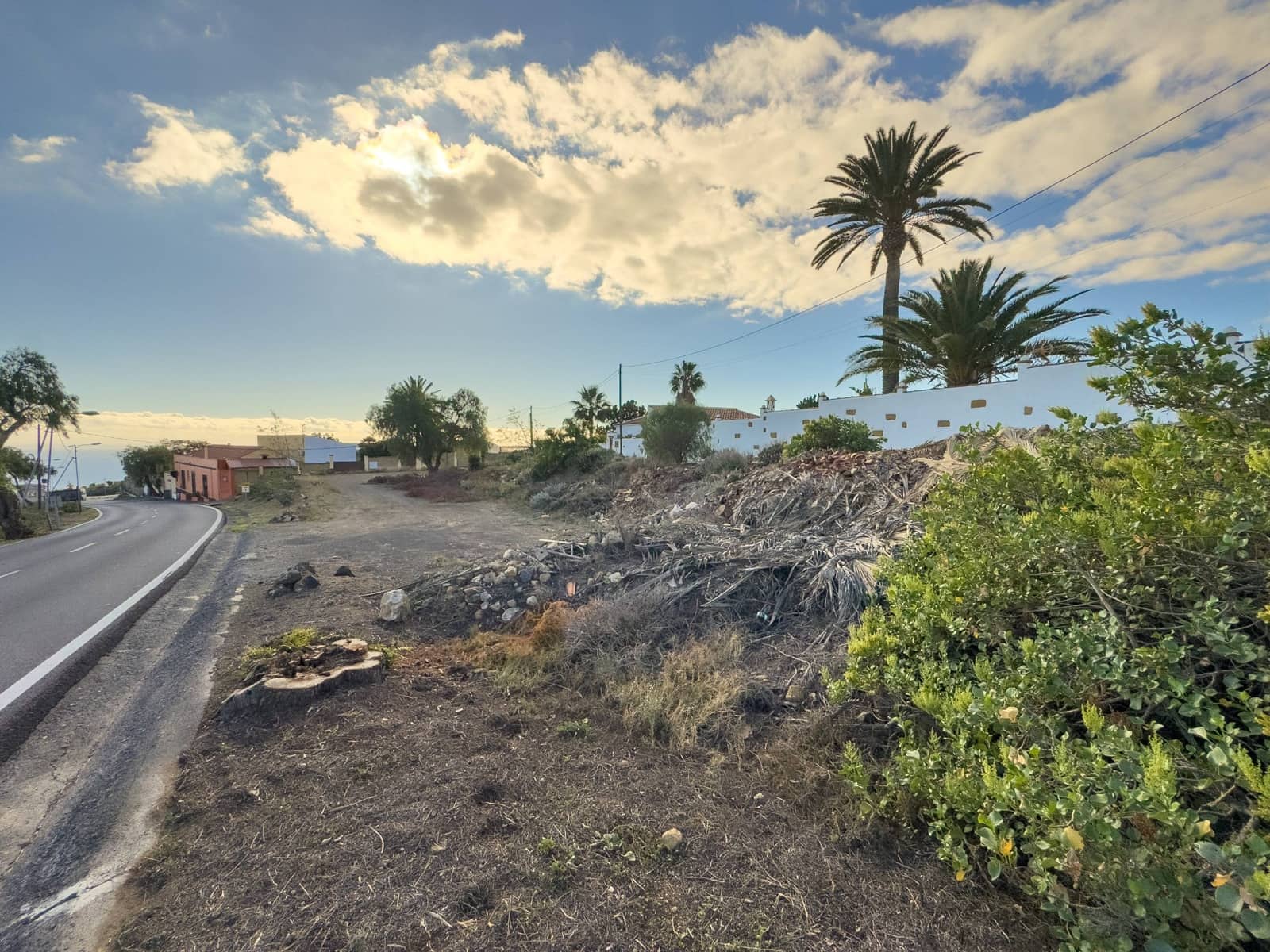 Ubebygd land til salgs i Arafo - € 110 000 (Ref: 8789717)