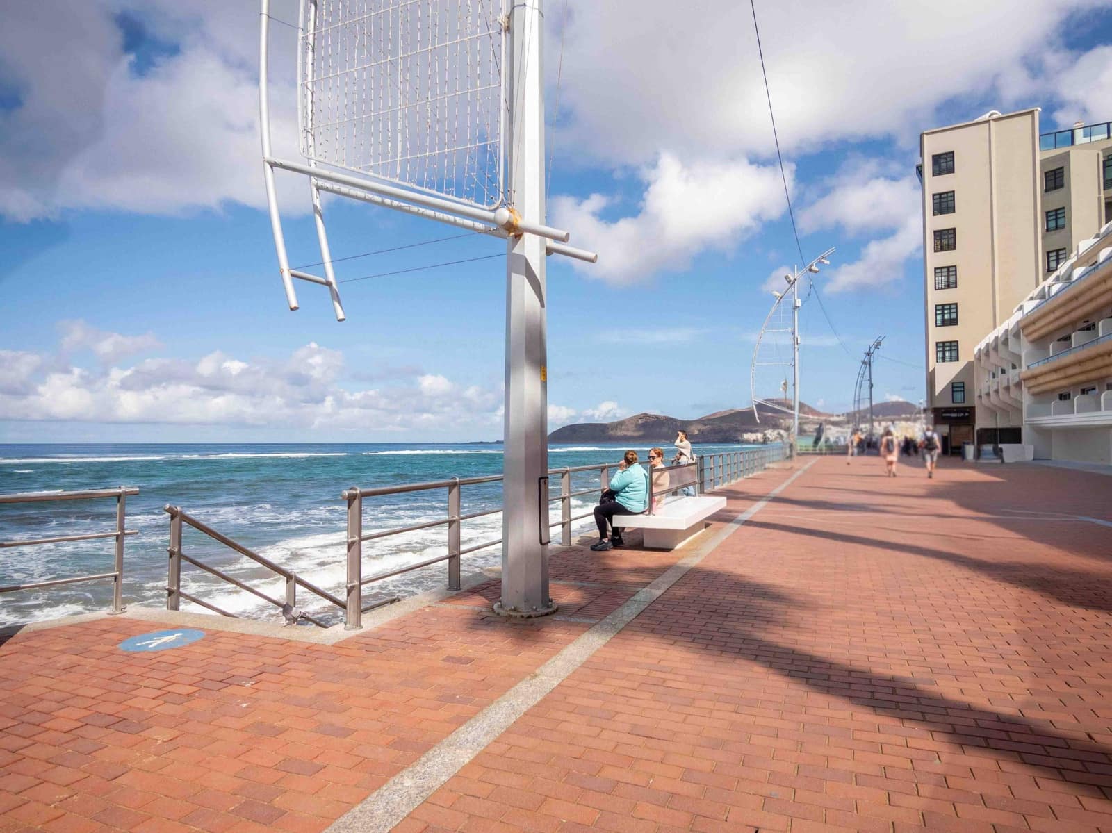 Business for sale in Las Palmas de Gran Canaria - € 200,000 (Ref: 8806259)