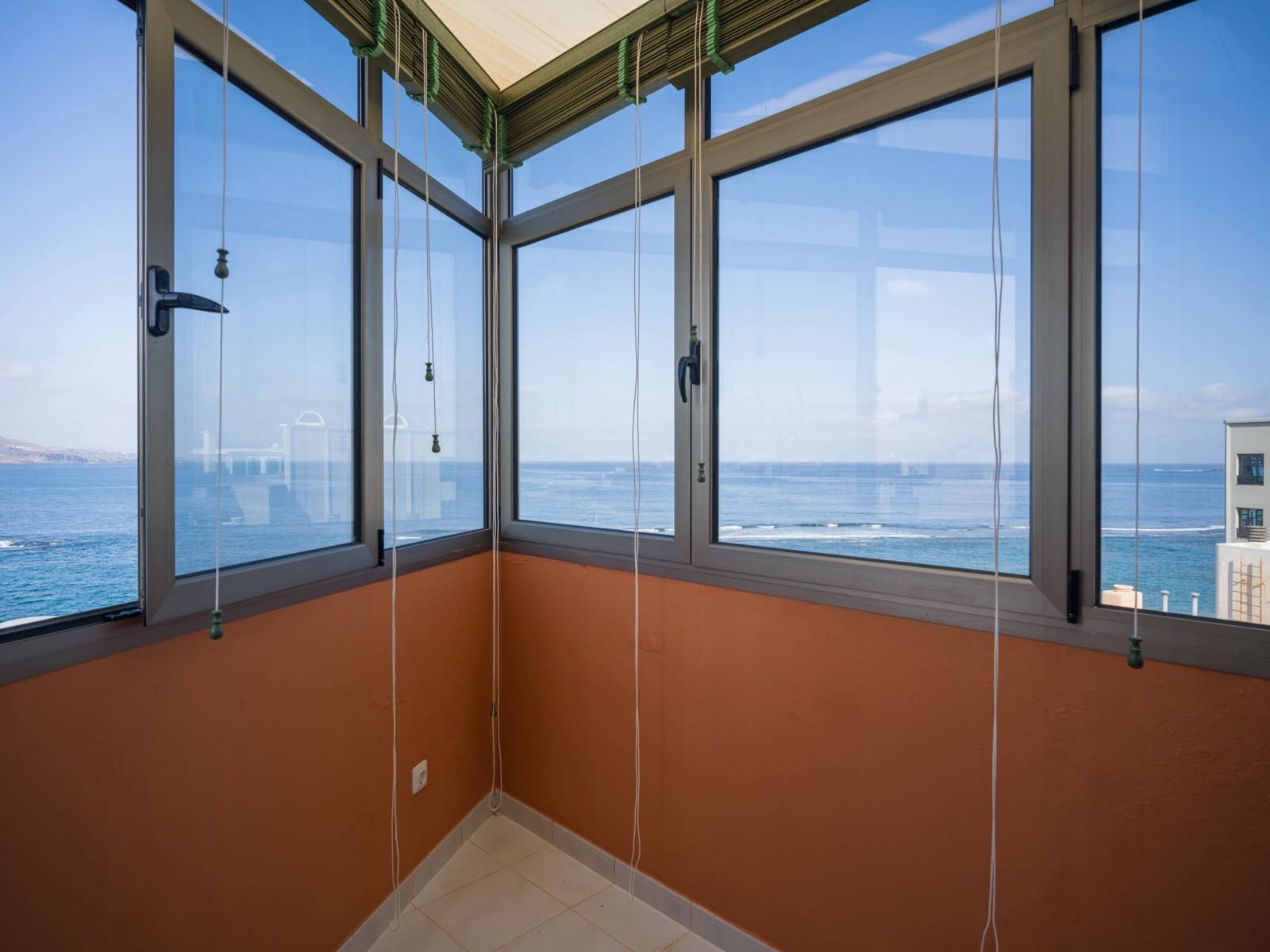 3 soveværelse Penthouse til salg i Las Palmas de Gran Canaria - € 900.000 (Ref: 8817720)