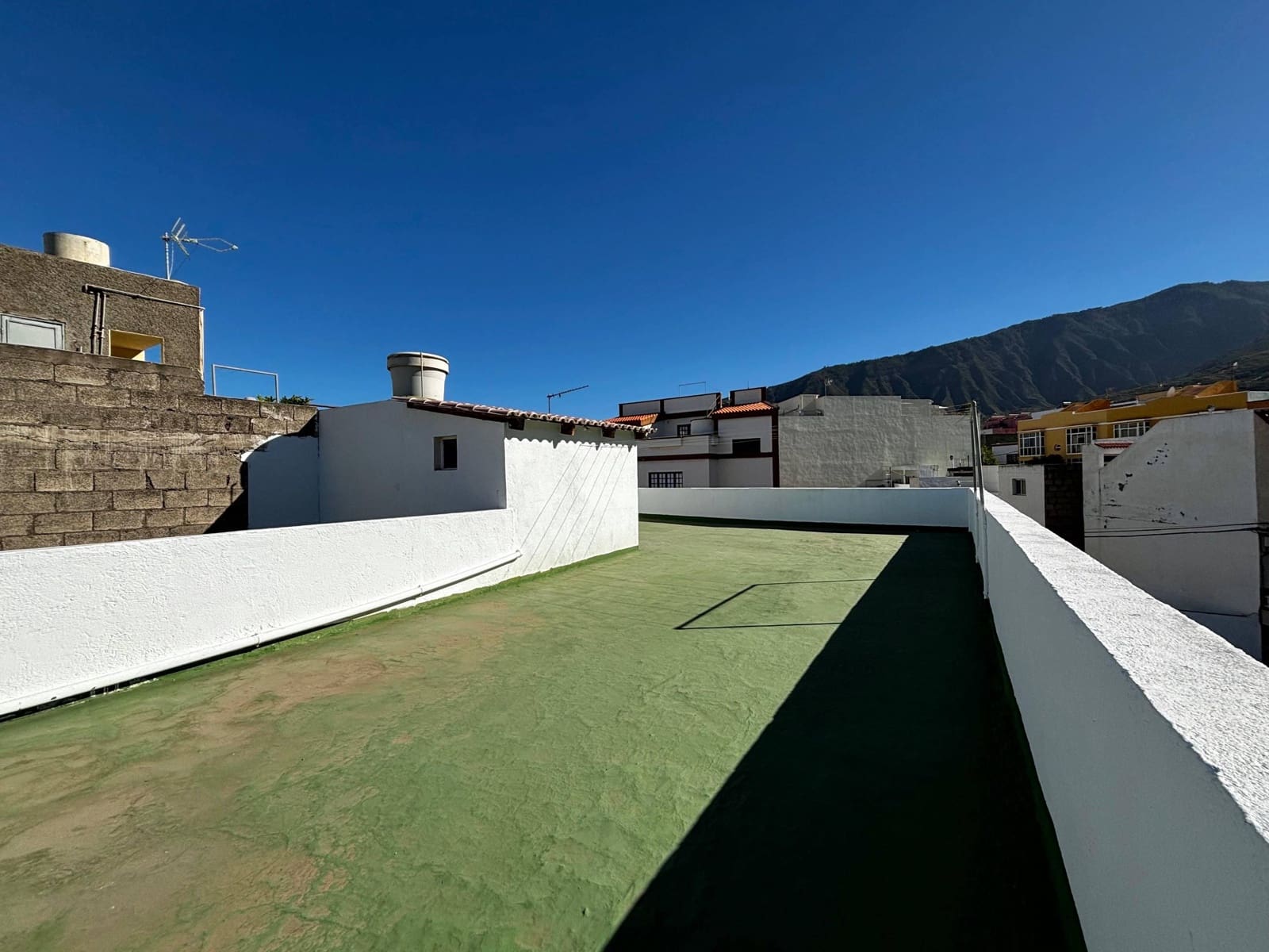 4 soveværelse Byhus til salg i Guimar - € 219.800 (Ref: 8838755)