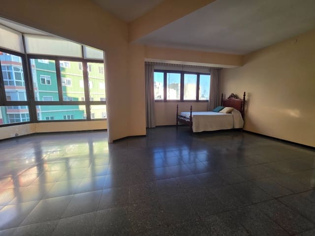 3 soveværelse Lejlighed til salg i Las Palmas de Gran Canaria - € 419.900 (Ref: 8843495)