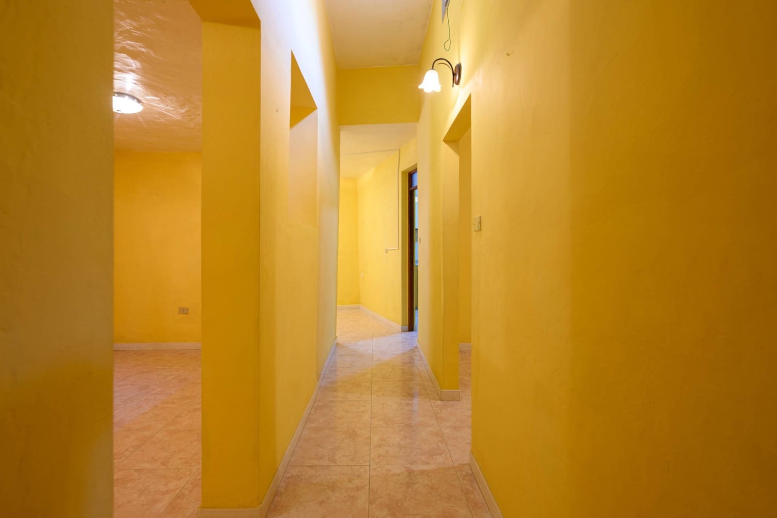 6 bedroom Villa for sale in Firgas - € 275,000 (Ref: 8851945)