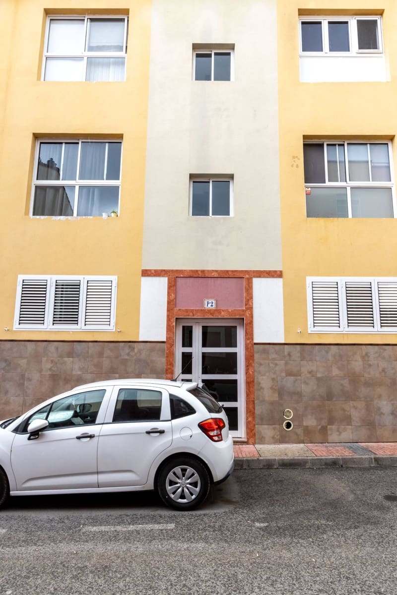 2 bedroom Penthouse for sale in Jinamar with garage - € 172,000 (Ref: 8874497)