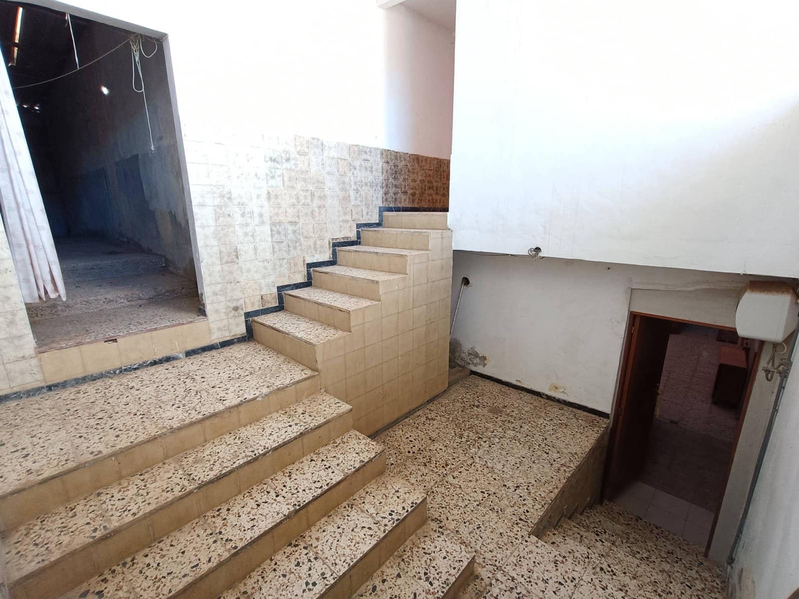 8 sypialnia Dom na sprzedaż w San Bartolome de Tirajana - 197 000 € (Ref: 8881803)