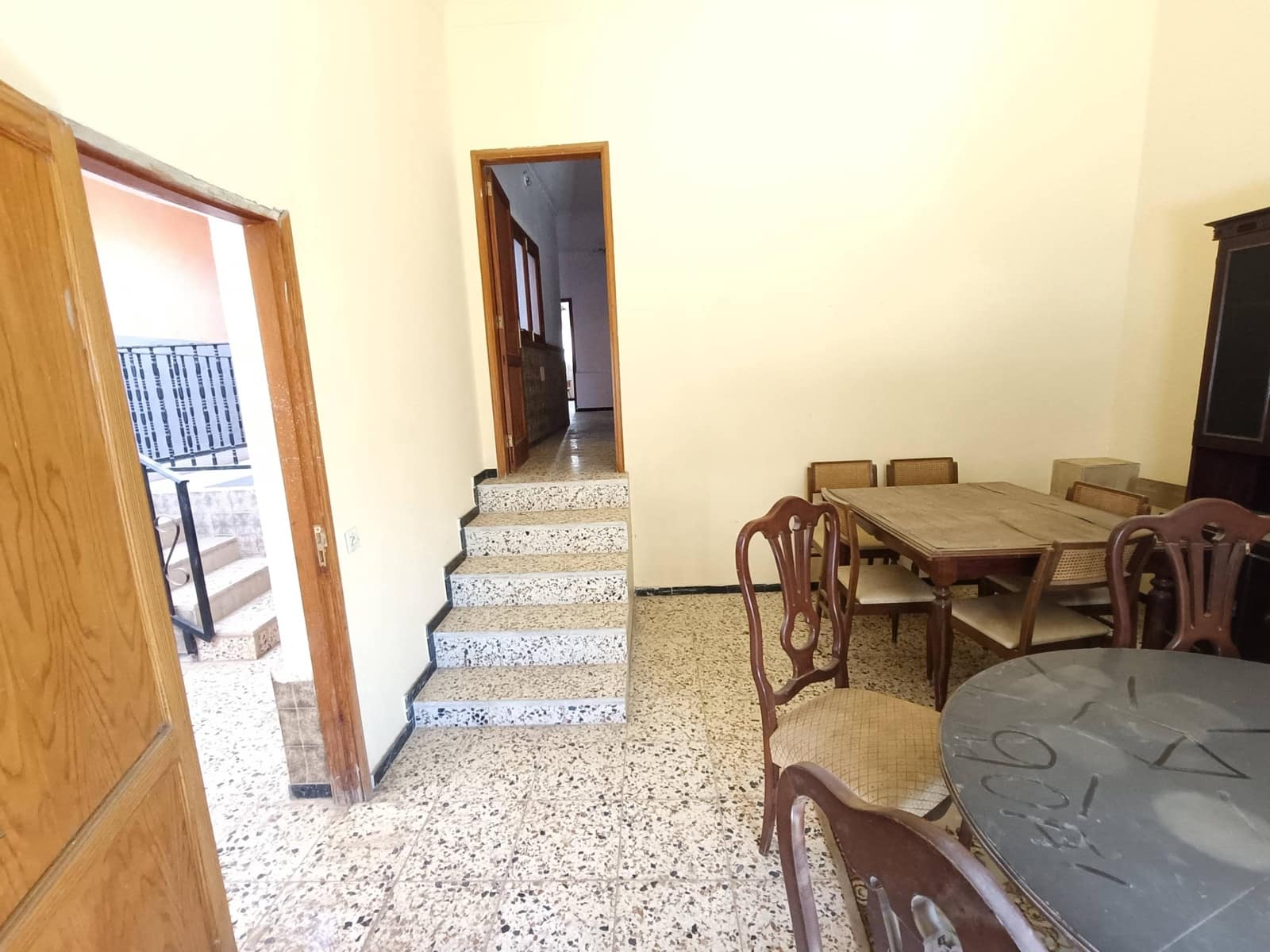 8 sypialnia Dom na sprzedaż w San Bartolome de Tirajana - 197 000 € (Ref: 8881803)