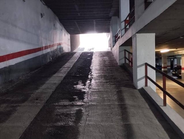 Garasje til salgs i Las Palmas de Gran Canaria - € 15 000 (Ref: 8886077)