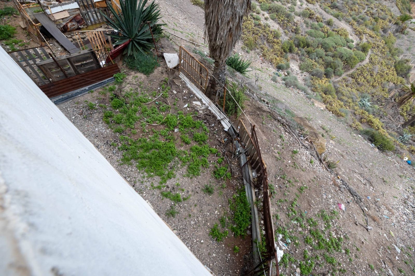 8 quarto Comercial para venda em Las Palmas de Gran Canaria - 345 000 € (Ref: 8892940)