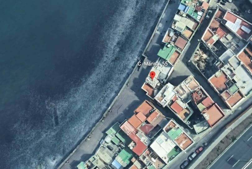 4 quarto Moradia para venda em Las Palmas de Gran Canaria - 200 000 € (Ref: 8907435)