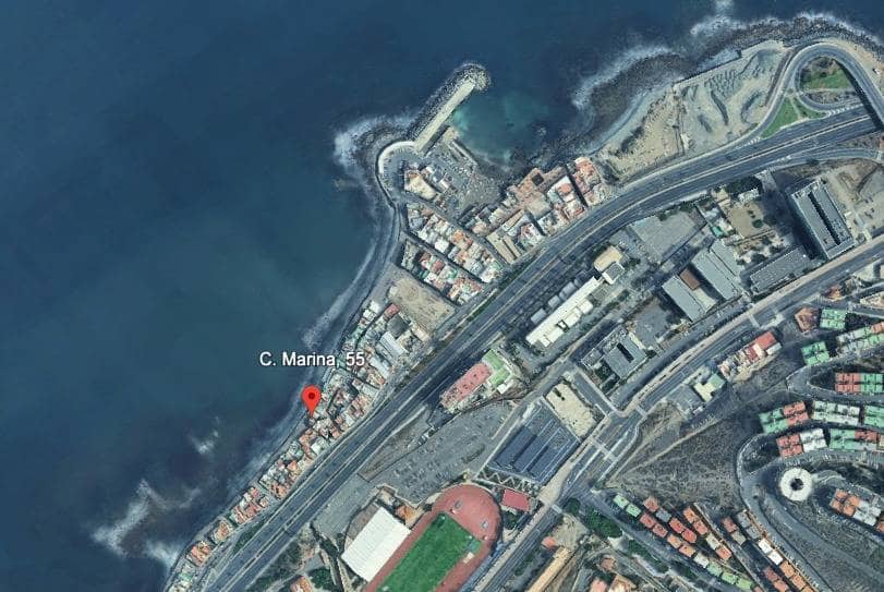 4 quarto Moradia para venda em Las Palmas de Gran Canaria - 200 000 € (Ref: 8907435)