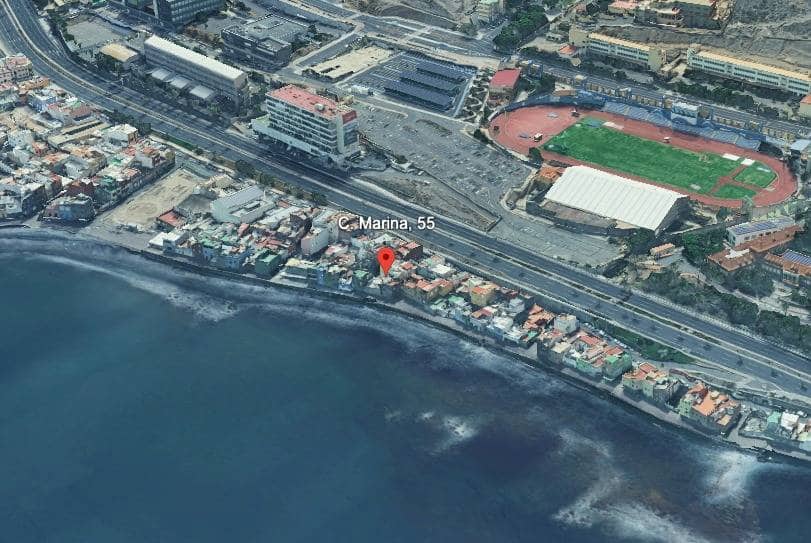 4 quarto Moradia para venda em Las Palmas de Gran Canaria - 200 000 € (Ref: 8907435)