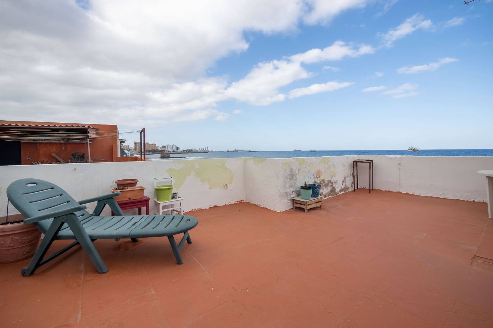 4 quarto Moradia para venda em Las Palmas de Gran Canaria - 200 000 € (Ref: 8907435)