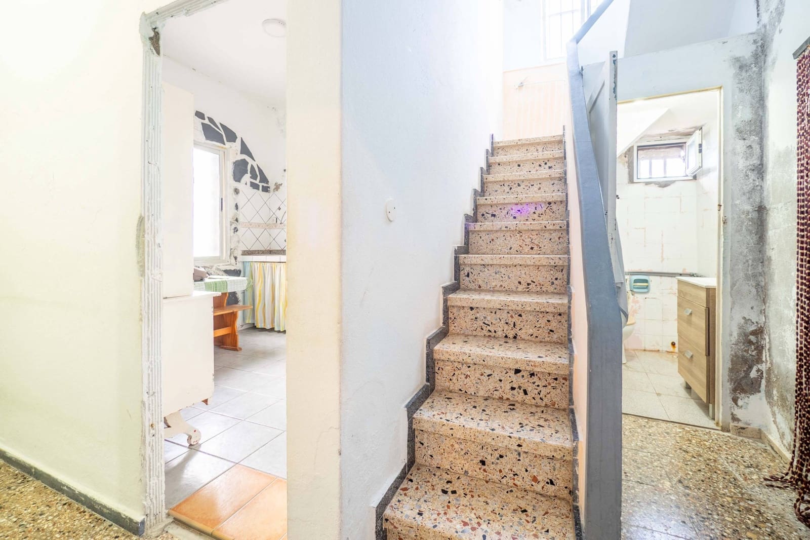 4 quarto Moradia para venda em Las Palmas de Gran Canaria - 200 000 € (Ref: 8907435)