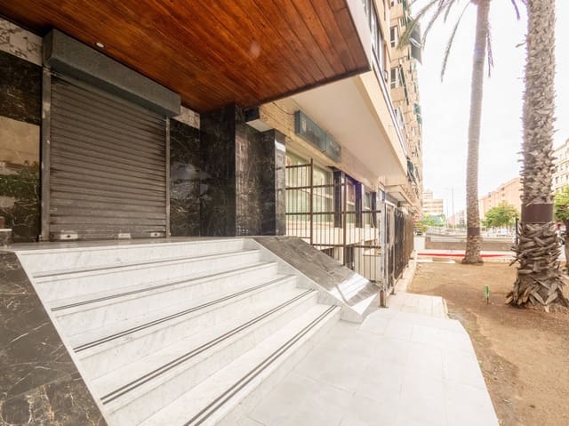Commercieel te koop in Arenales - Lugo - Avda. Marítima, Las Palmas de Gran Canaria met garage - € 1.300.000 (Ref: 8911025)