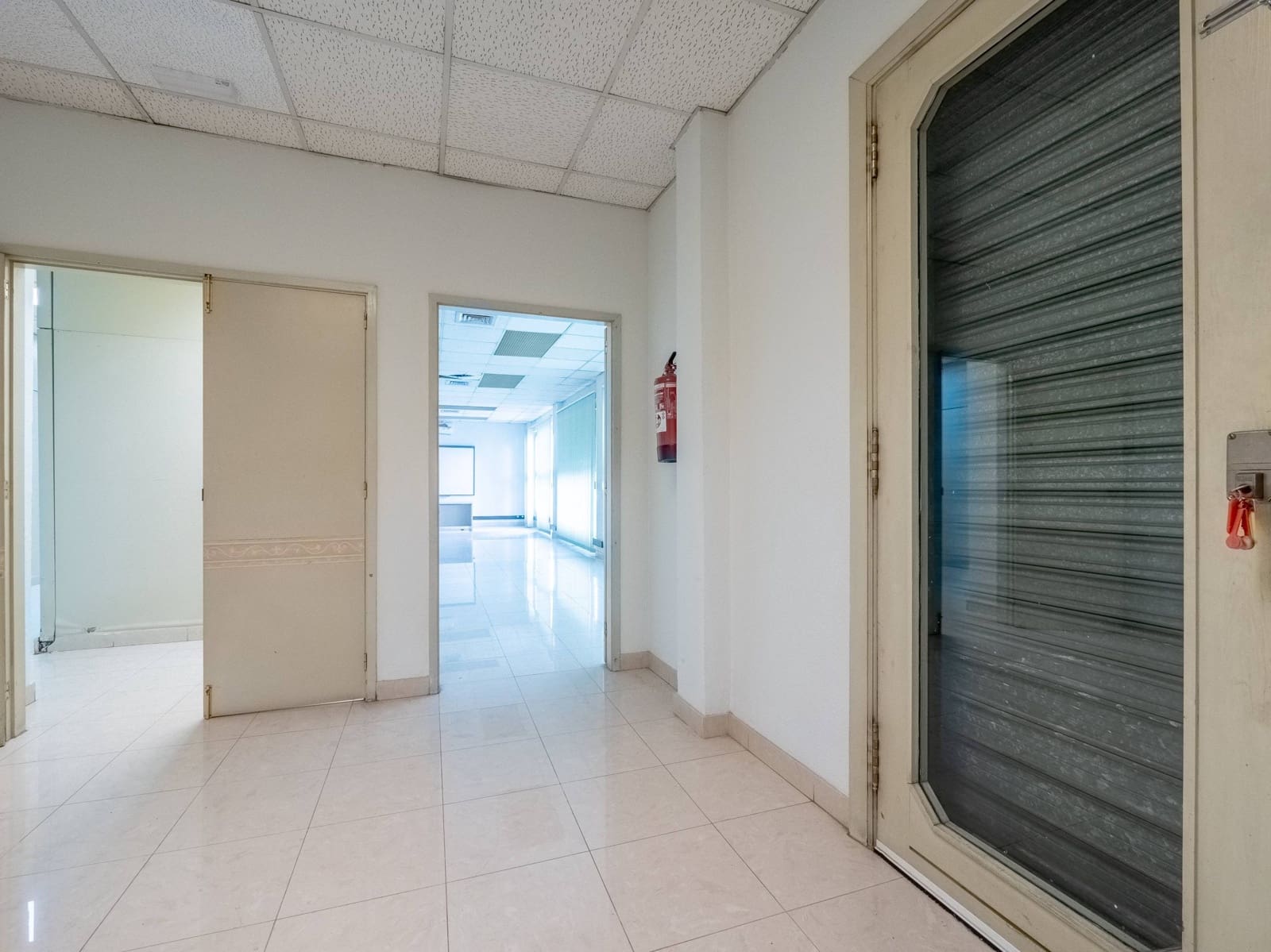 Kaupallinen myytävänä paikassa Las Palmas de Gran Canaria mukana 
autotalli - 1 300 000 € (Ref: 8911025)