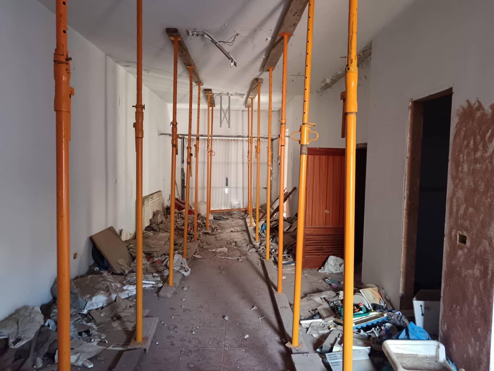 4 soveværelse Rækkehus til salg i Santa Cruz de Tenerife med garage - € 109.000 (Ref: 8913099)