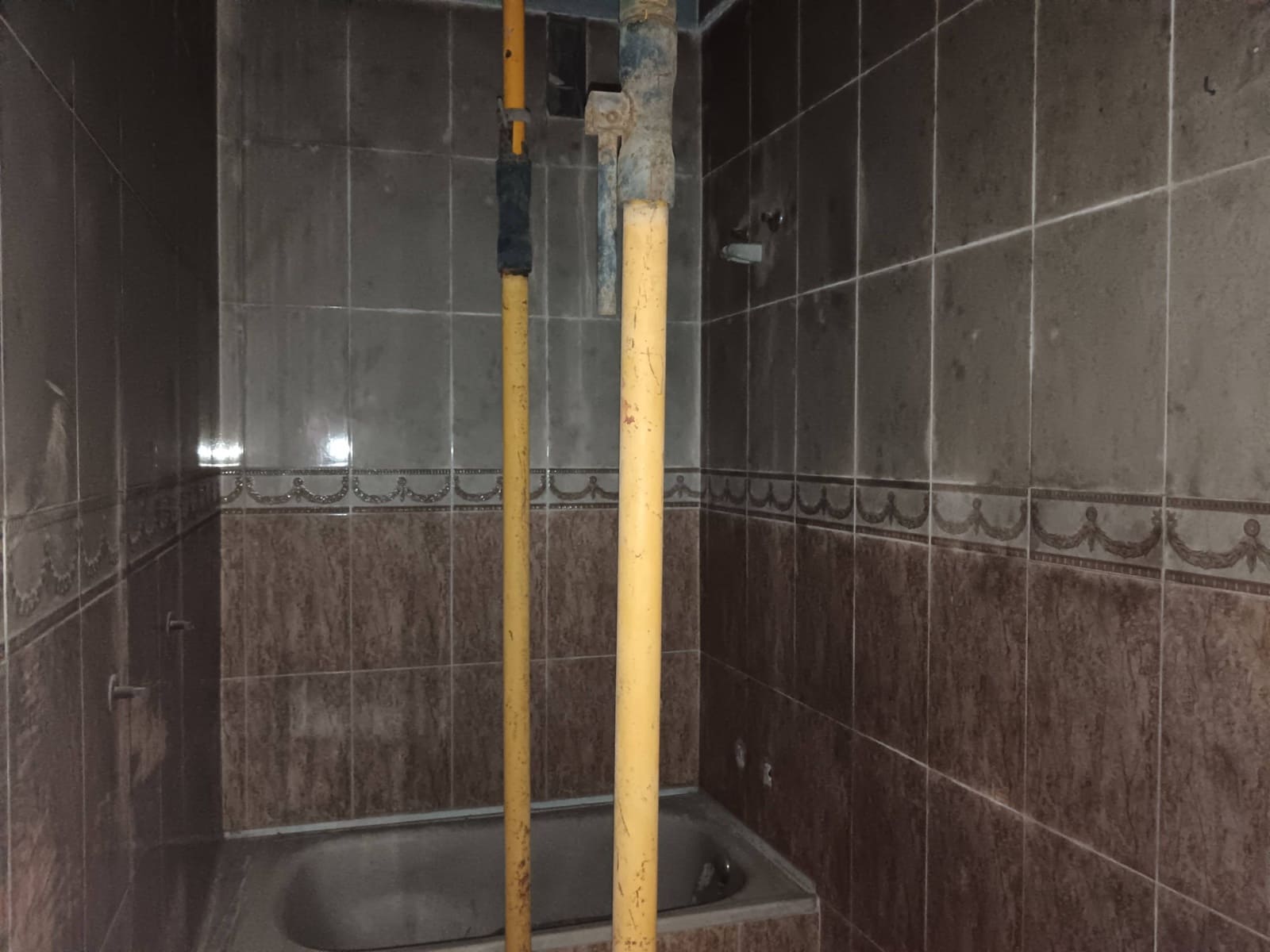 4 soveværelse Rækkehus til salg i Santa Cruz de Tenerife med garage - € 109.000 (Ref: 8913099)