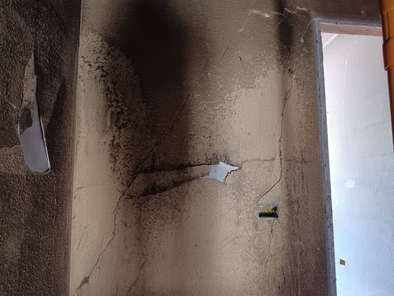 4 soveværelse Rækkehus til salg i Santa Cruz de Tenerife med garage - € 109.000 (Ref: 8913099)