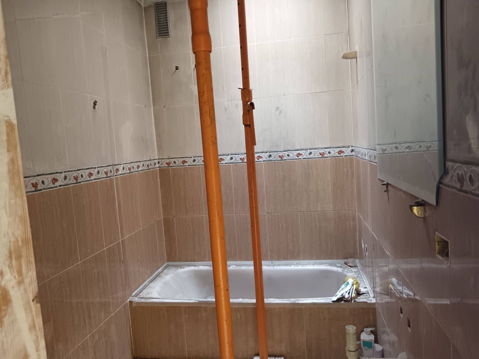 4 soveværelse Rækkehus til salg i Santa Cruz de Tenerife med garage - € 109.000 (Ref: 8913099)