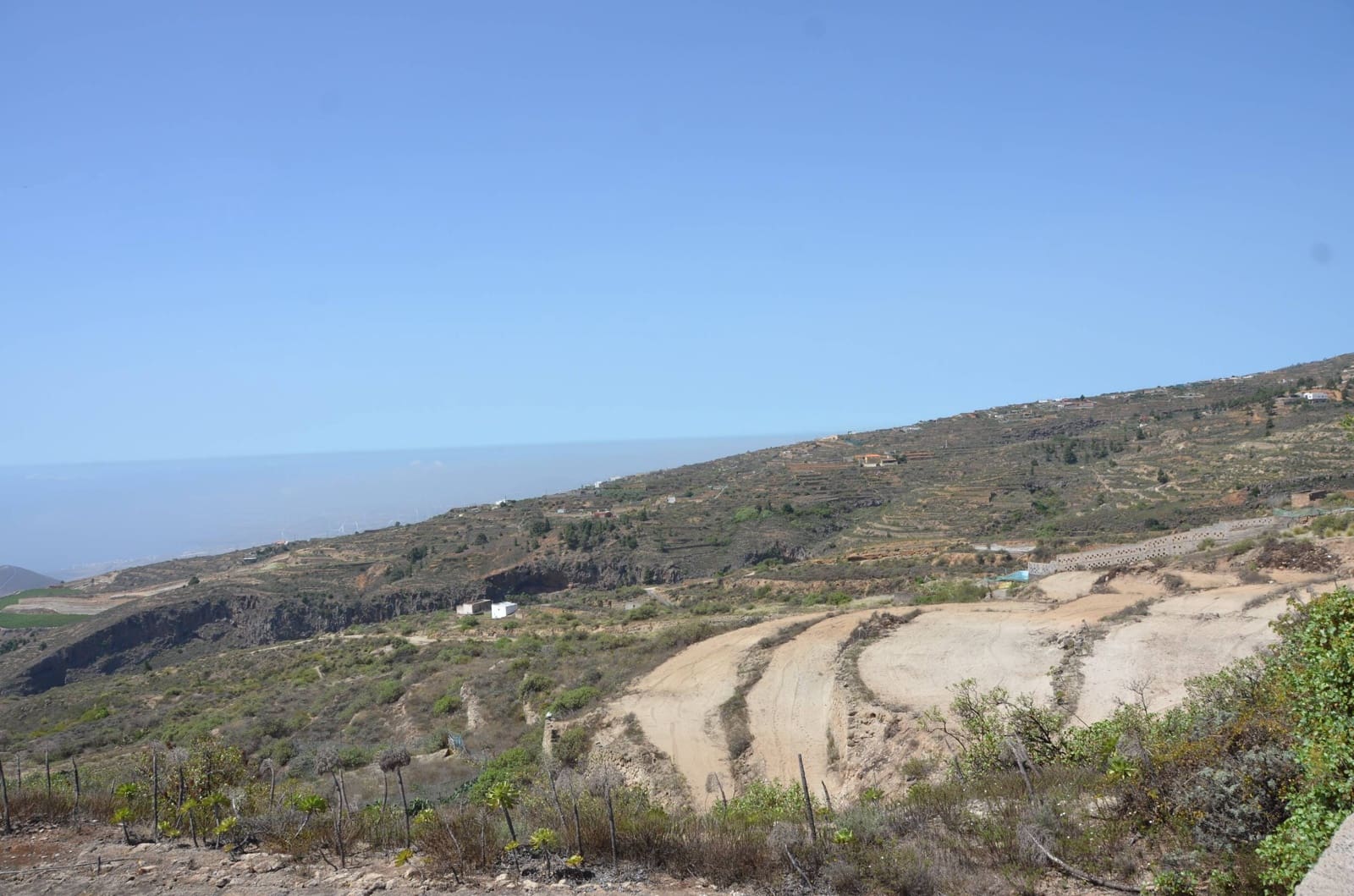 Grunde uden byggetilladelser til salg i Guimar - € 99.800 (Ref: 8917909)