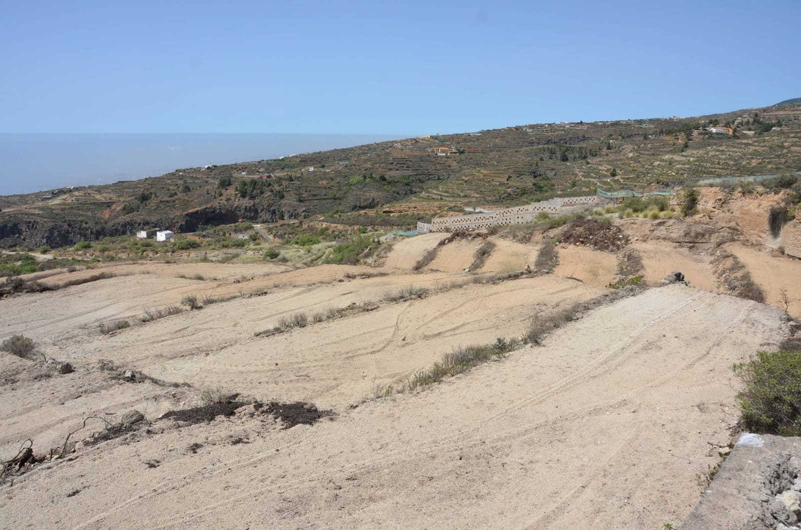 Grunde uden byggetilladelser til salg i Guimar - € 99.800 (Ref: 8917909)