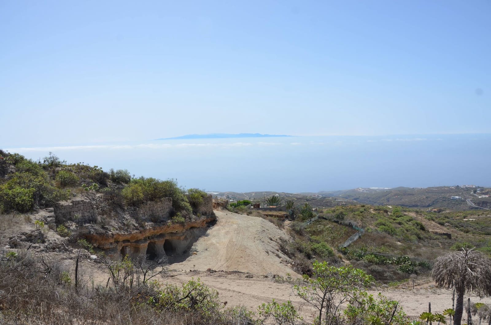 Grunde uden byggetilladelser til salg i Guimar - € 99.800 (Ref: 8917909)