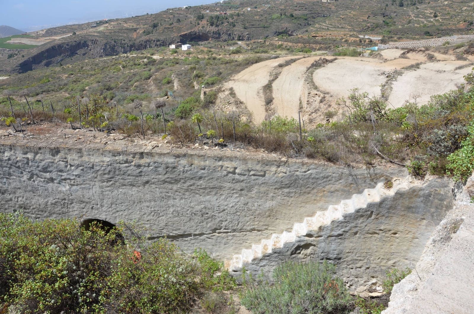 Grunde uden byggetilladelser til salg i Guimar - € 99.800 (Ref: 8917909)