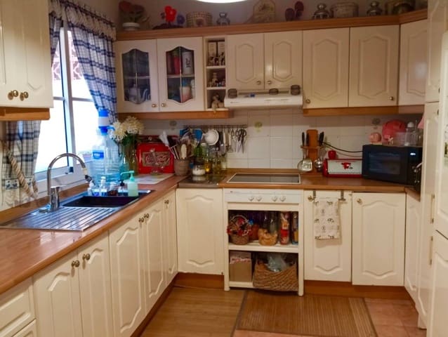3 soveværelse Rækkehus til salg i Telde med garage - € 255.000 (Ref: 8928574)