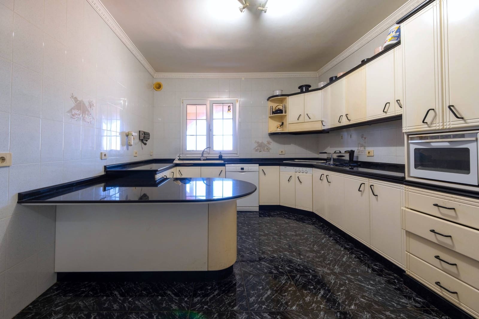 4 sypialnia Willa na sprzedaż w El Salobre z garażem - 590 000 € (Ref: 8928575)