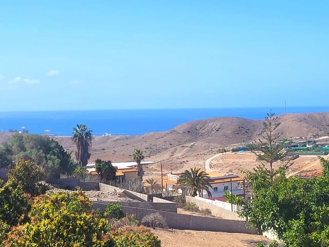 Chalet de 4 habitaciones en El Salobre, San Bartolomé de Tirajana en venta con garaje - 590.000 € (Ref: 8928575)