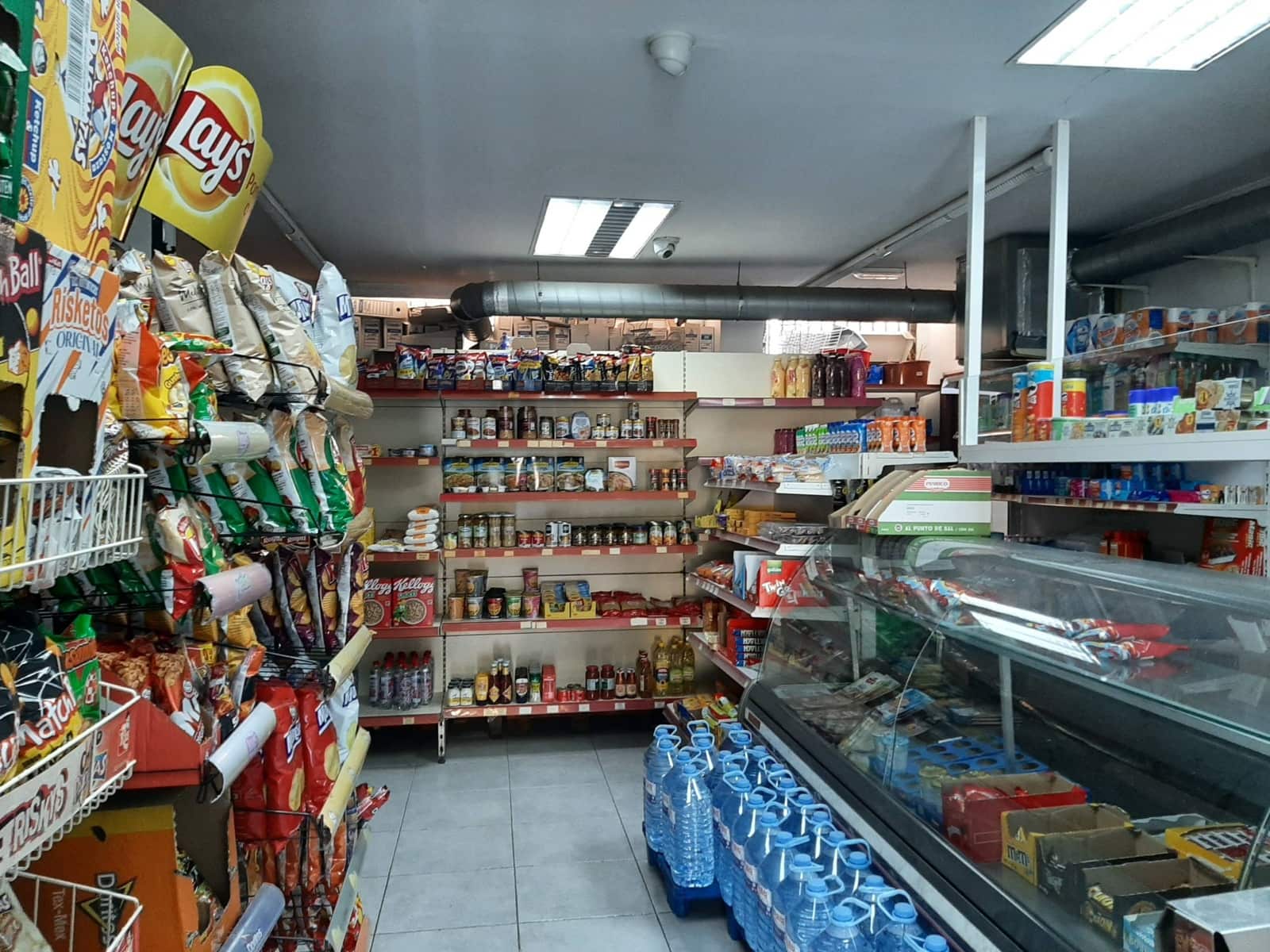 Commercieel te koop in Las Palmas de Gran Canaria - € 79.000 (Ref: 8937065)