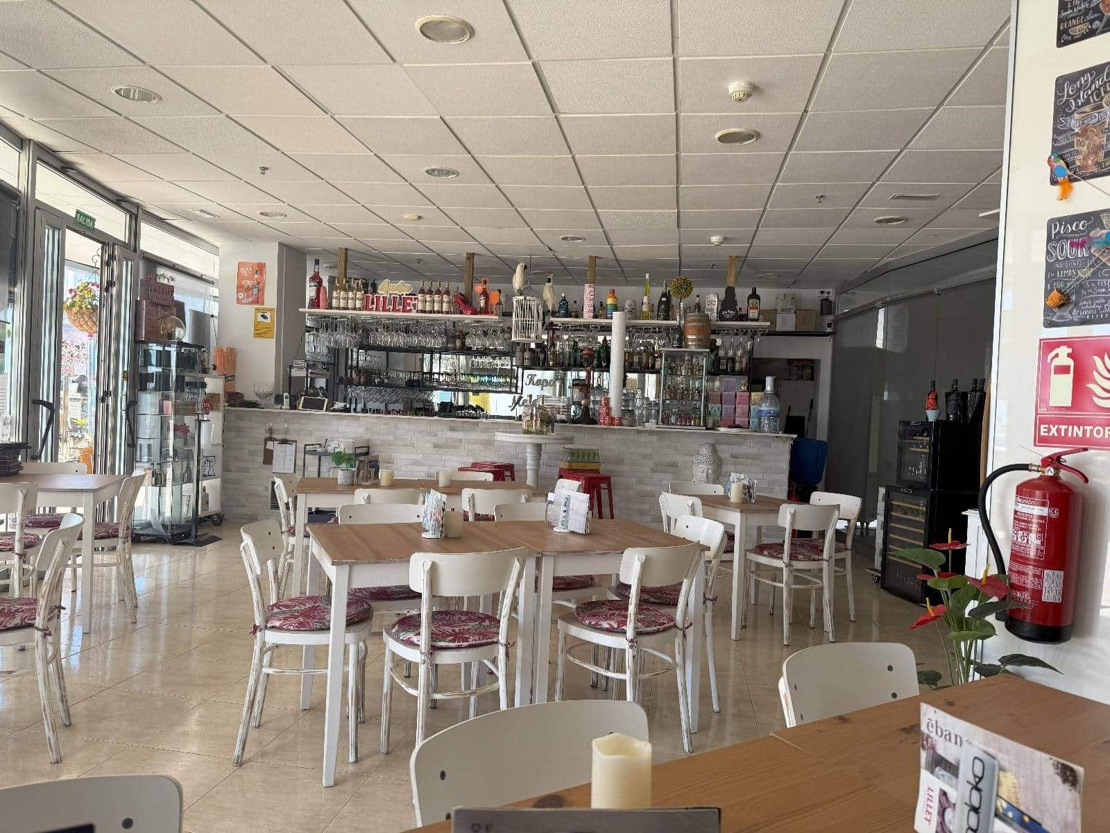 Kaupallinen vuokrattavana paikassa San Bartolome de Tirajana - 2 132 € (Ref: 8950692)