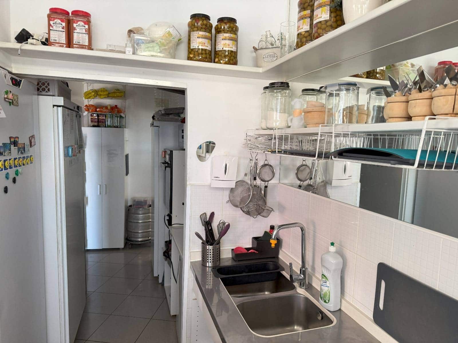 Kaupallinen vuokrattavana paikassa San Bartolome de Tirajana - 2 132 € (Ref: 8950692)