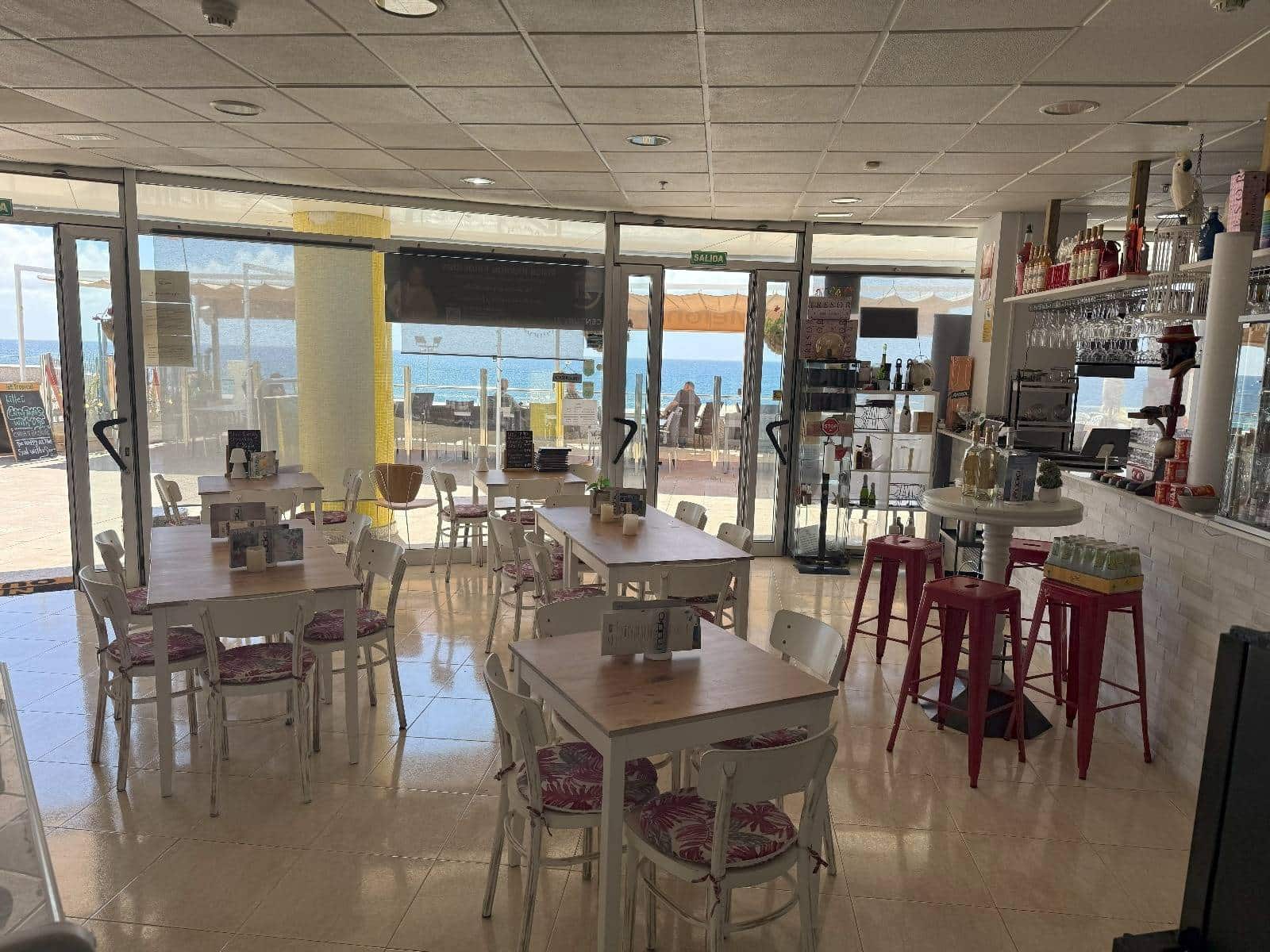 Kaupallinen vuokrattavana paikassa San Bartolome de Tirajana - 2 132 € (Ref: 8950692)