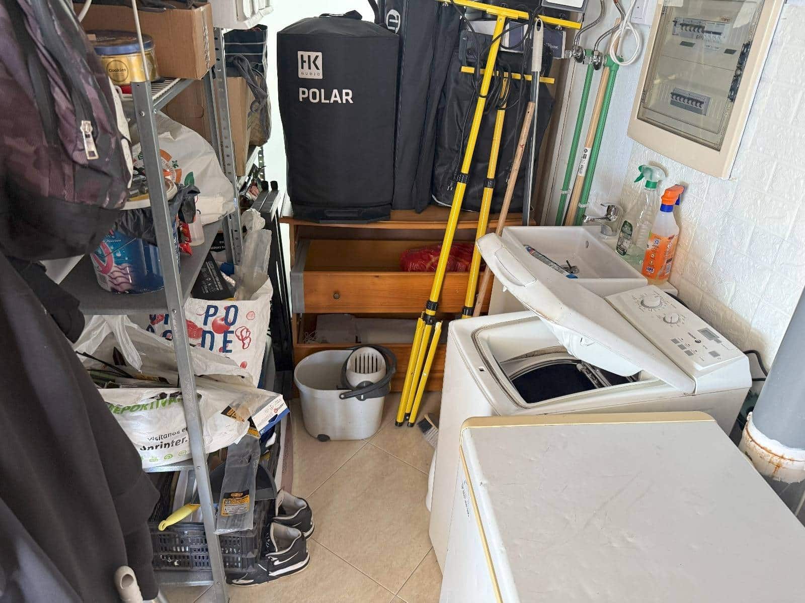 Kaupallinen vuokrattavana paikassa San Bartolome de Tirajana - 2 132 € (Ref: 8950692)