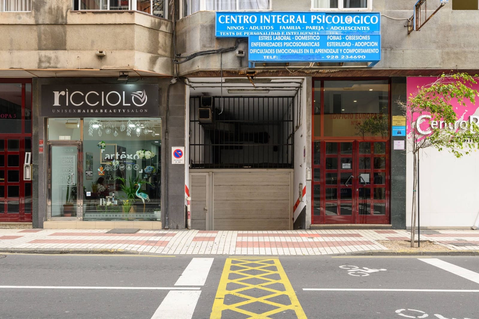 Commercieel te huur in Las Palmas de Gran Canaria met garage - € 1.750 (Ref: 8961588)