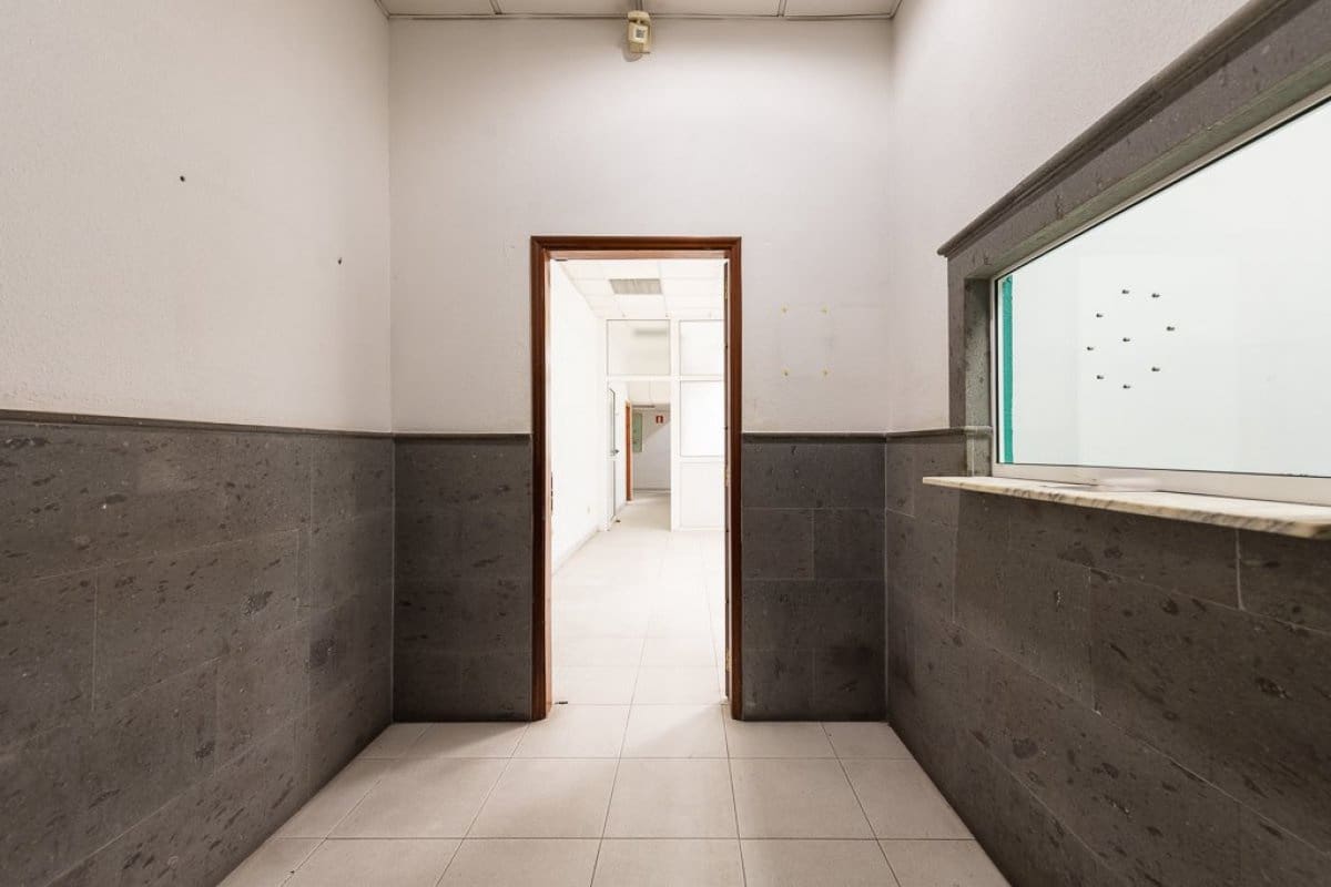 Biuro na sprzedaż w Las Palmas de Gran Canaria - 250 000 € (Ref: 8999628)