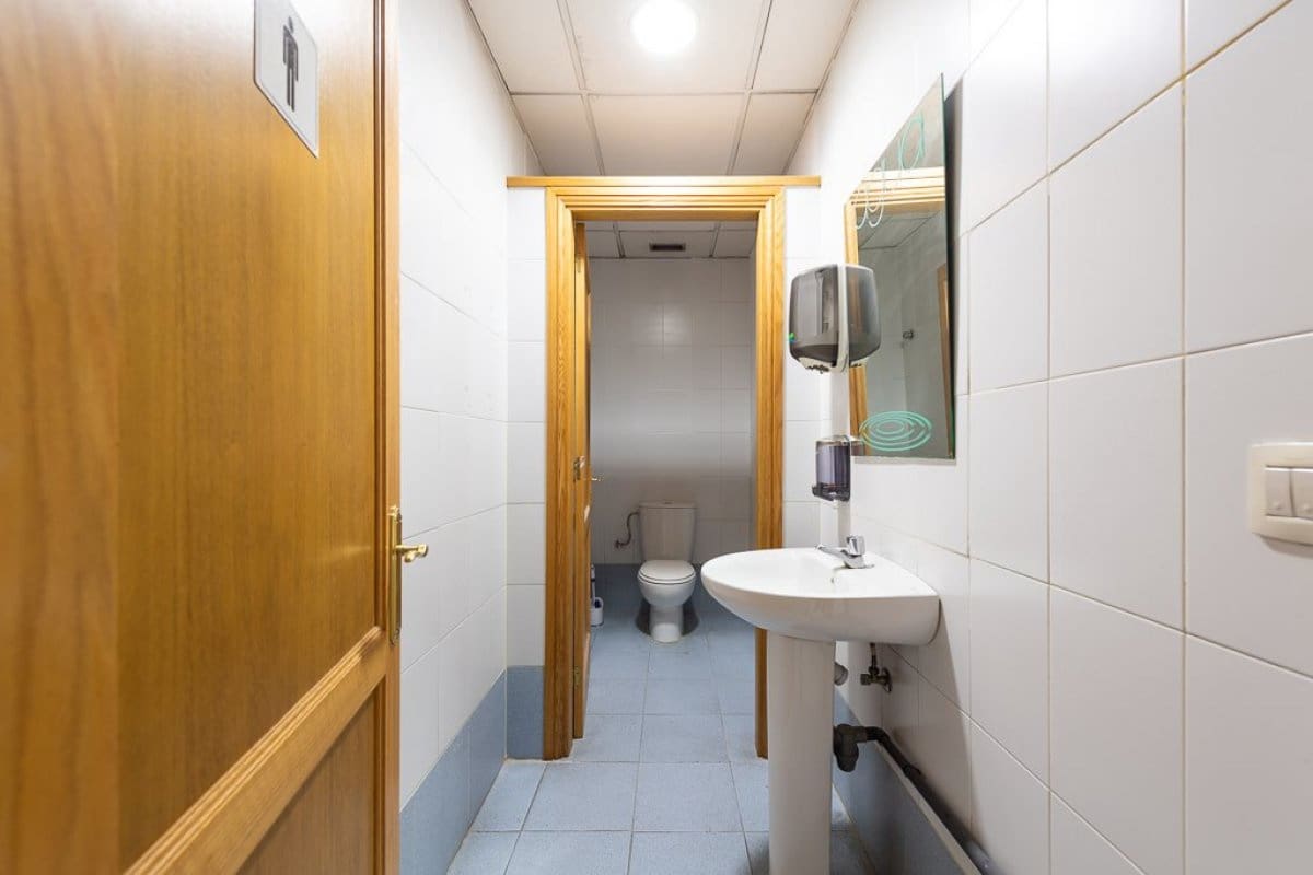 Biuro na sprzedaż w Las Palmas de Gran Canaria - 250 000 € (Ref: 8999628)