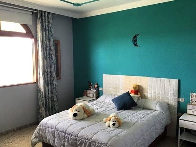 5 chambre Finca/Maison de Campagne à vendre à El Salobre, San Bartolomé de Tirajana avec garage - 350 000 € (Ref: 9015107)