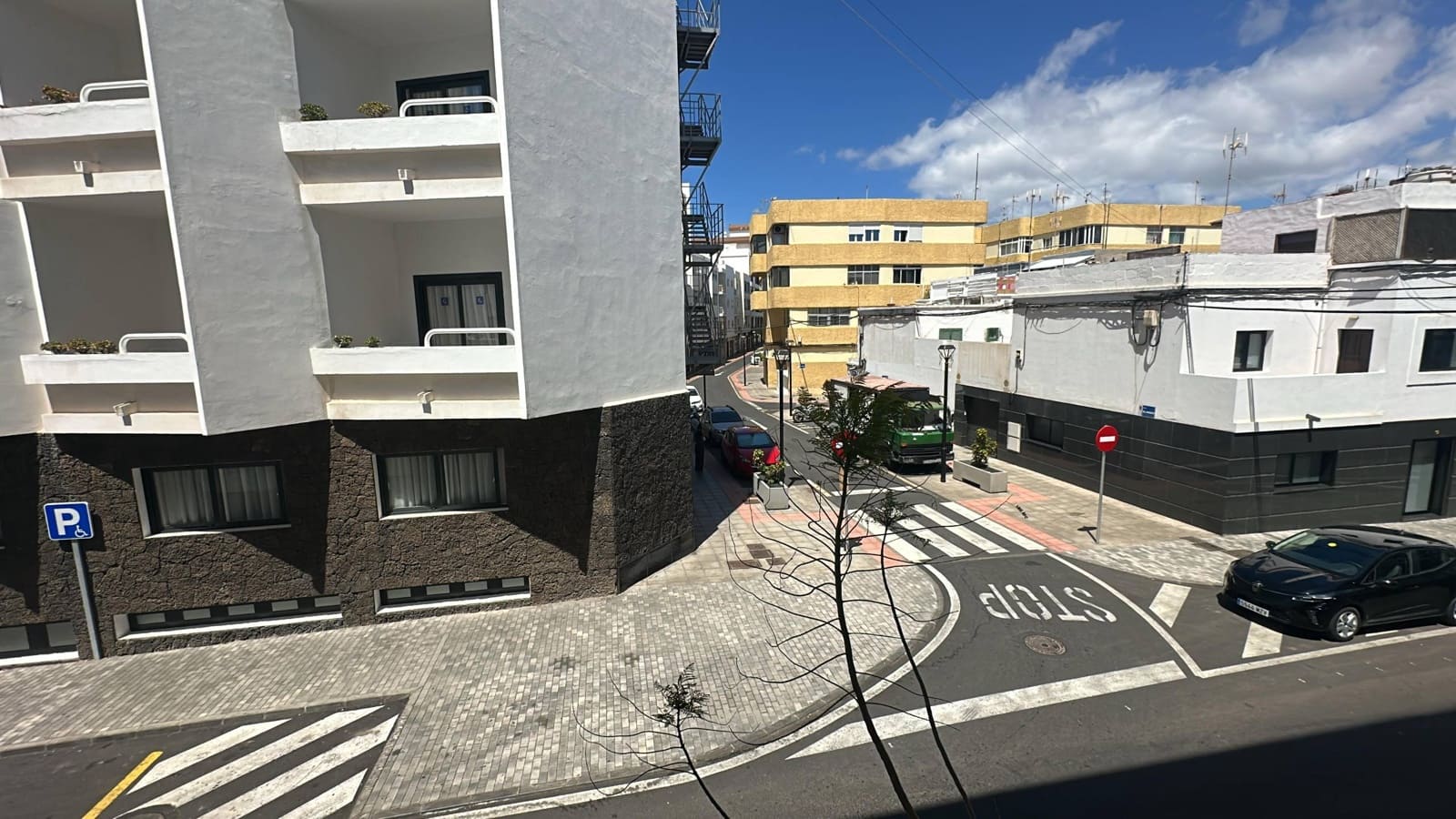 Kontor til leje i Arrecife - € 600 (Ref: 9026785)