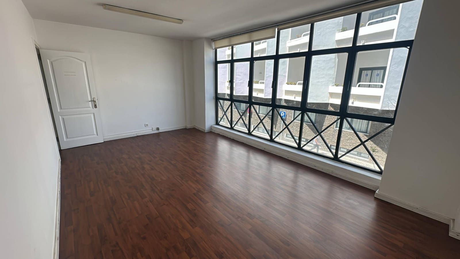 Kontor til leje i Arrecife - € 600 (Ref: 9026785)