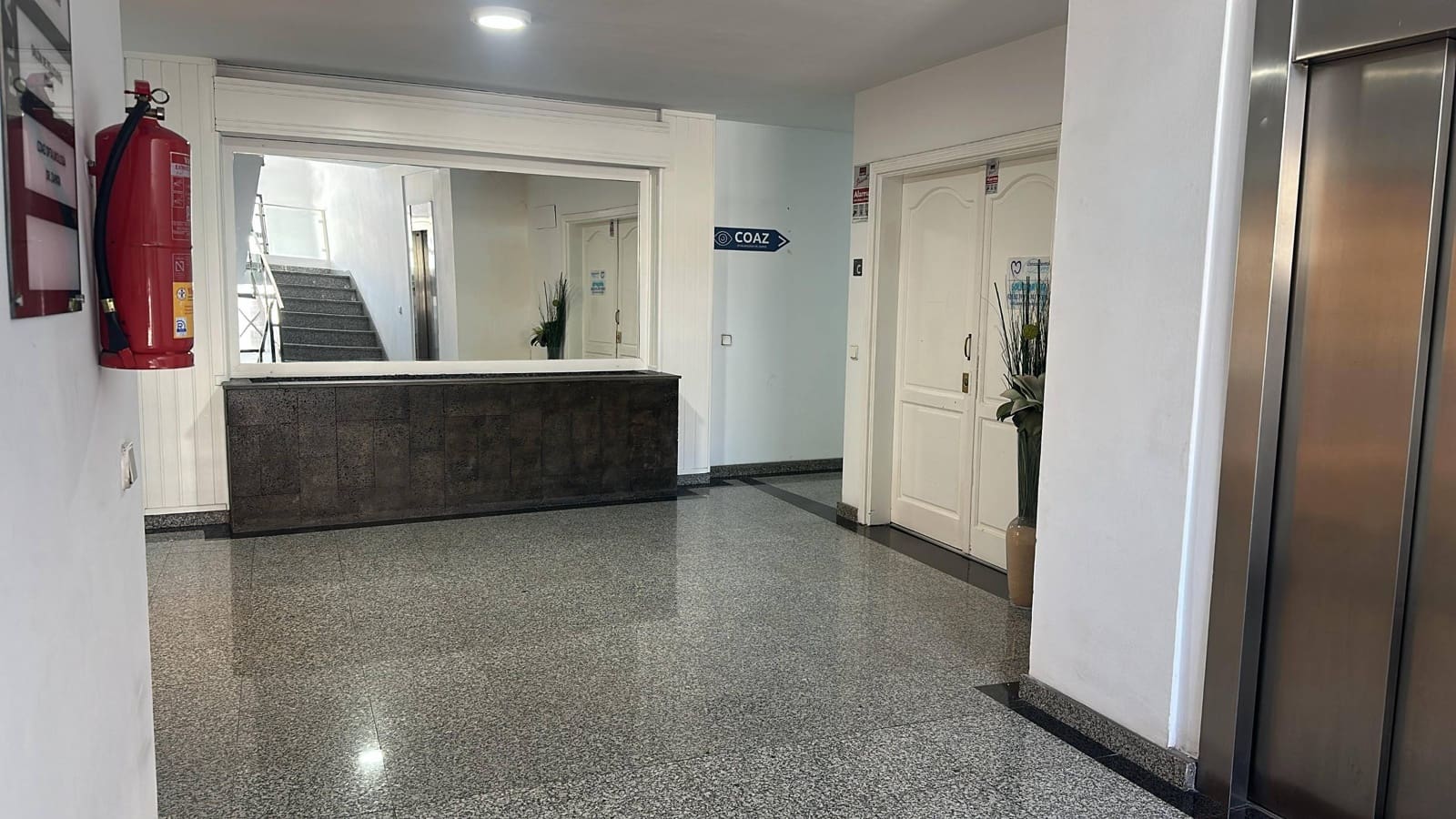 Kontor til leje i Arrecife - € 600 (Ref: 9026785)