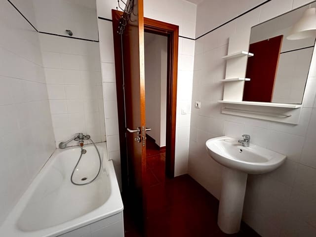 Piso de 2 habitaciones en Arucas en venta con garaje - 132.000 € (Ref: 9036565)