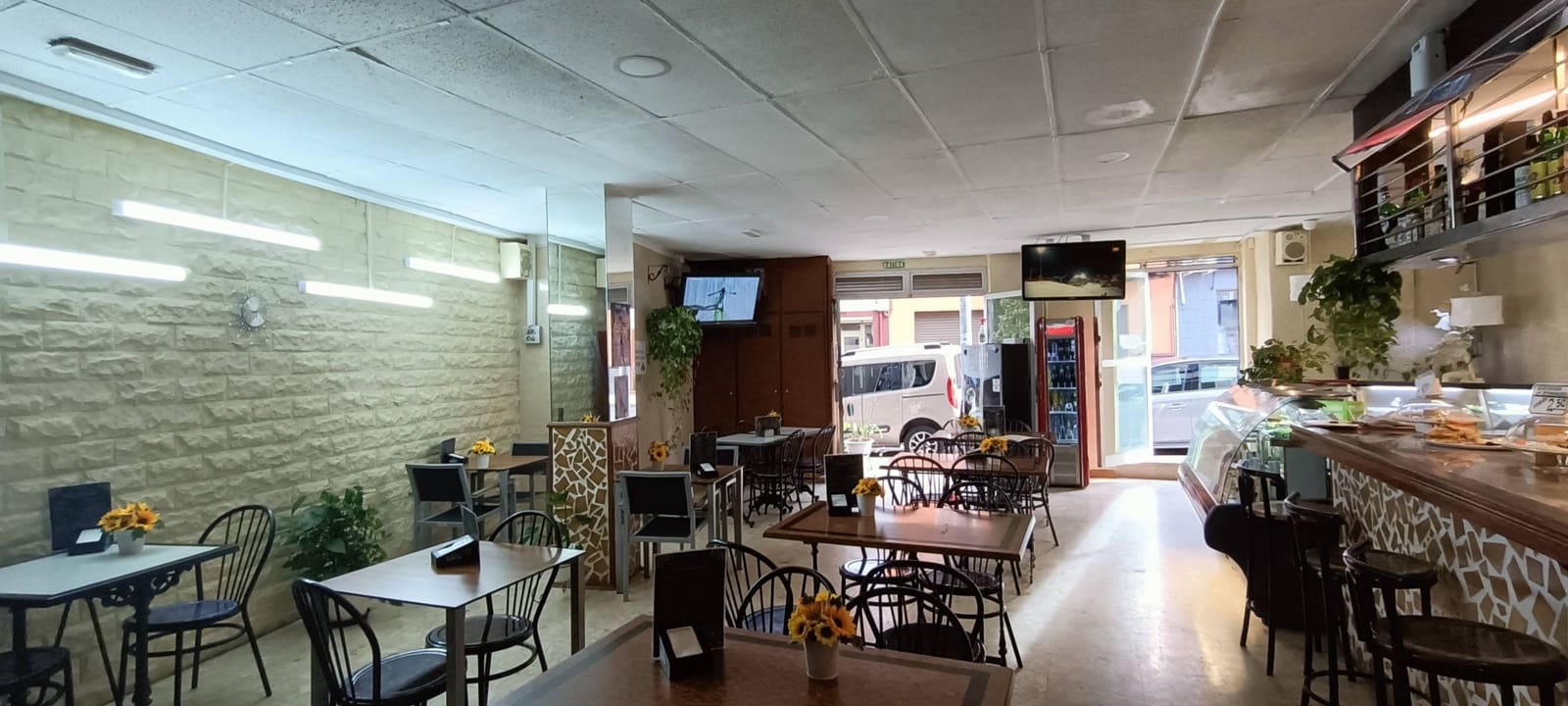 Kommersiell til salgs i Santa Cruz de Tenerife - € 90 000 (Ref: 9036569)