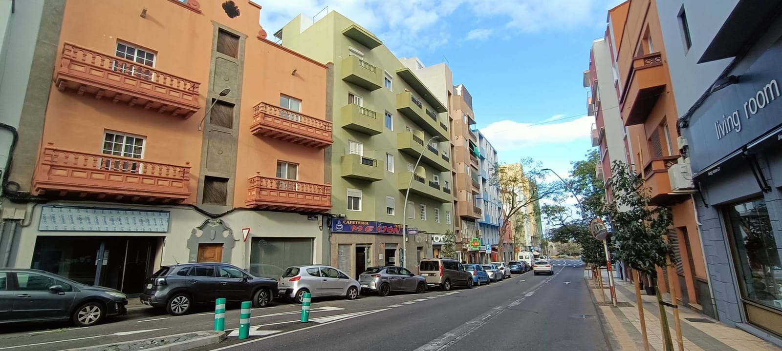 Commercial for sale in Santa Cruz de Tenerife - € 90,000 (Ref: 9036569)