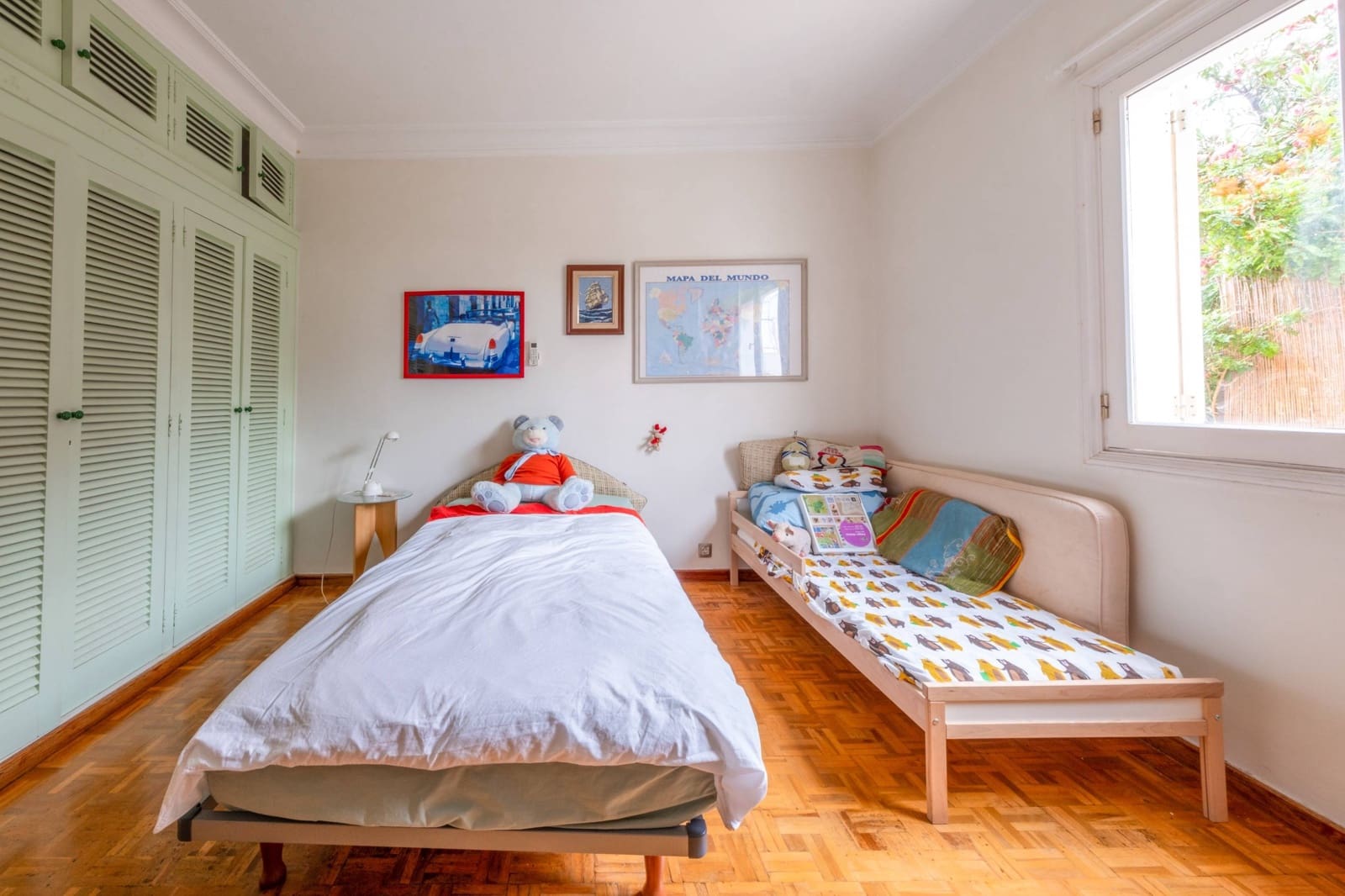 6 soverom Kjedet enebolig til salgs i Las Palmas de Gran Canaria med garasje - € 890 000 (Ref: 9048748)