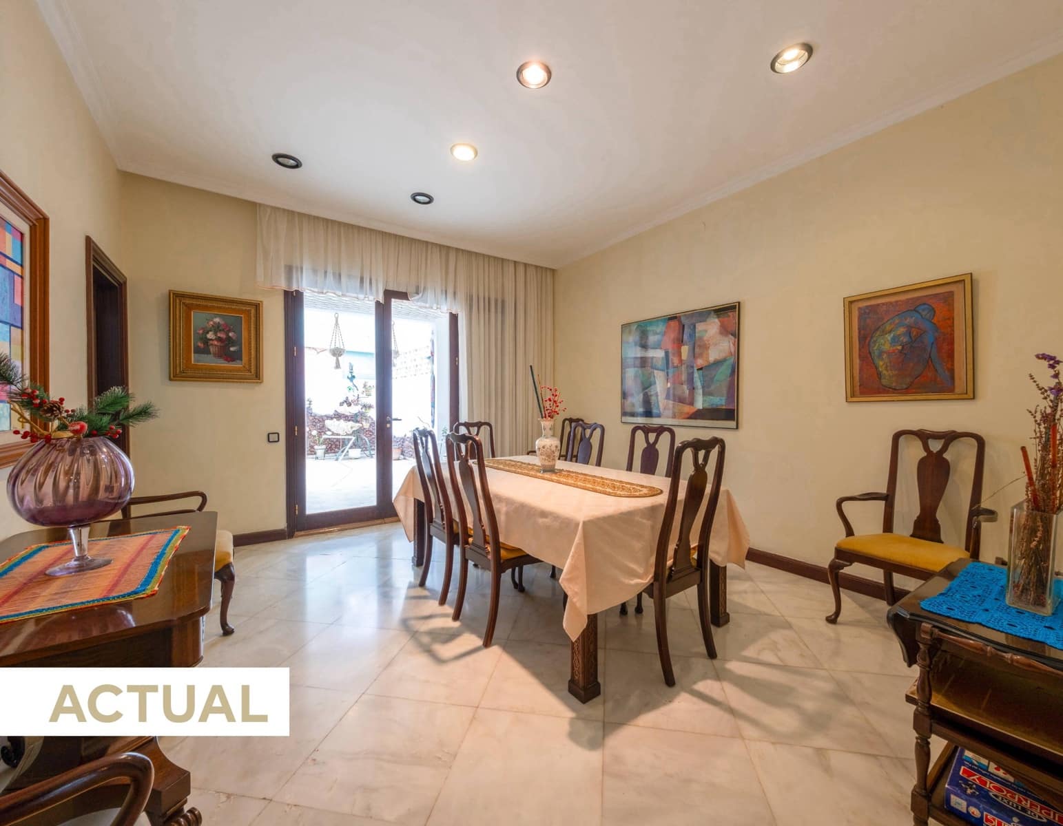 6 sovrum Semi-fristående Villa till salu i Las Palmas de Gran Canaria med garage - 890 000 € (Ref: 9048748)