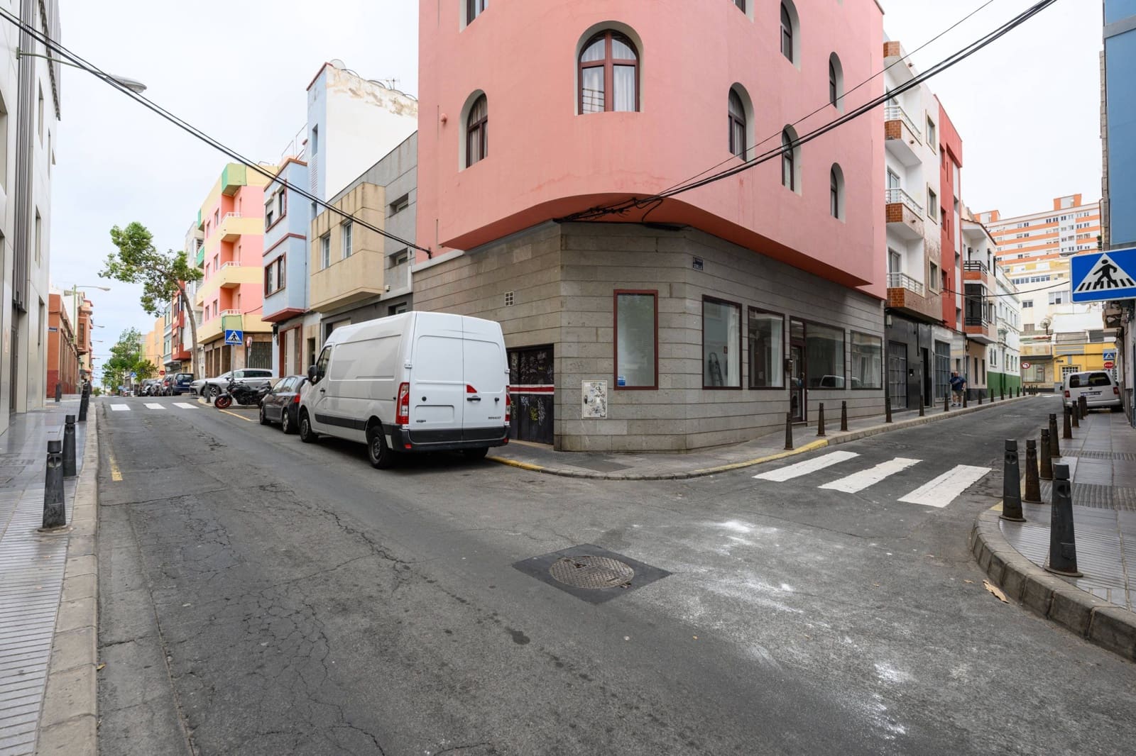 Commercial for rent in Las Palmas de Gran Canaria - € 600 (Ref: 9062324)