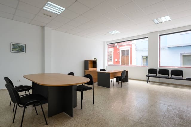 Commercial for rent in Santa Catalina - Canteras, Las Palmas de Gran Canaria - € 600 (Ref: 9062324)
