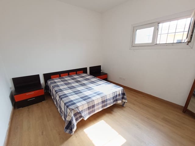 4 soverom Villa til salgs i Tafira, Las Palmas de Gran Canaria med svømmebasseng garasje - € 498 000 (Ref: 9085252)