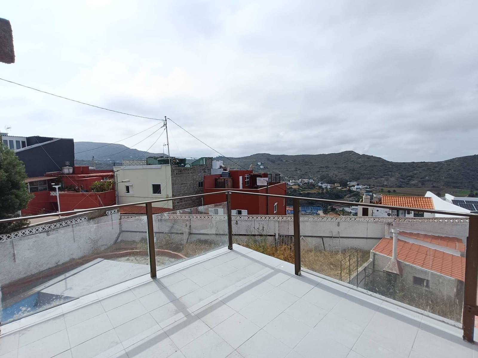 4 soveværelse Villa til salg i Las Palmas de Gran Canaria med swimmingpool garage - € 498.000 (Ref: 9085252)